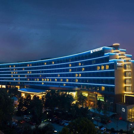 Hotel Wyndham Qingdao Exterior foto