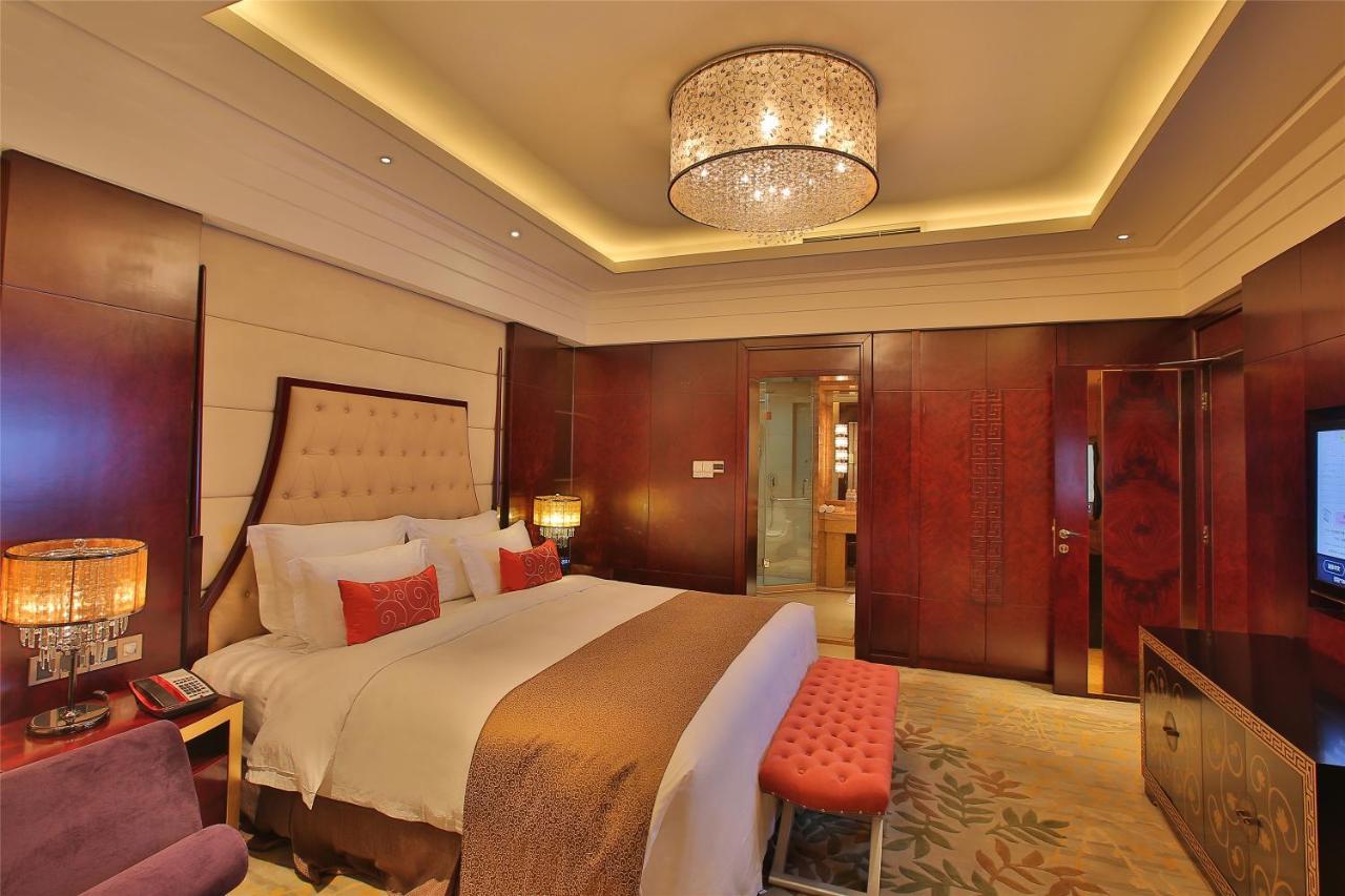 Hotel Wyndham Qingdao Exterior foto