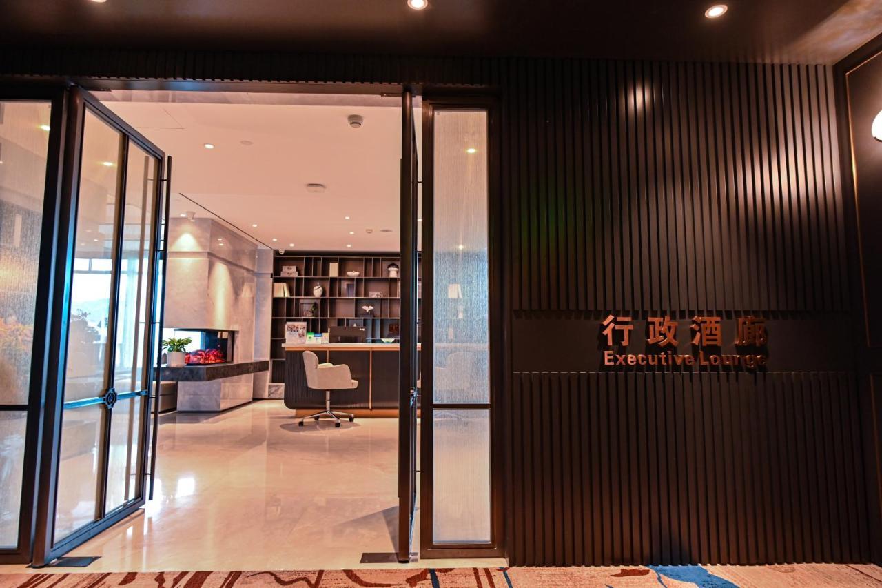 Hotel Wyndham Qingdao Exterior foto