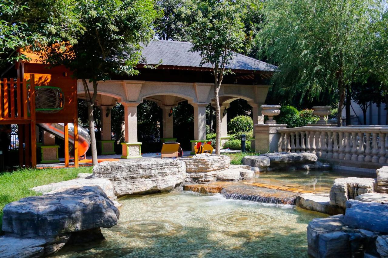 Hotel Wyndham Qingdao Exterior foto