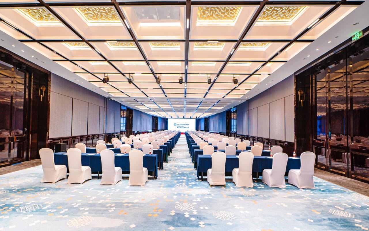 Hotel Wyndham Qingdao Exterior foto